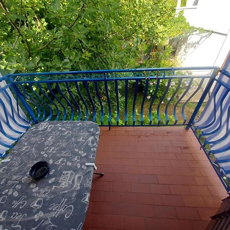 Barcelona Apartments Tivat Exterior photo